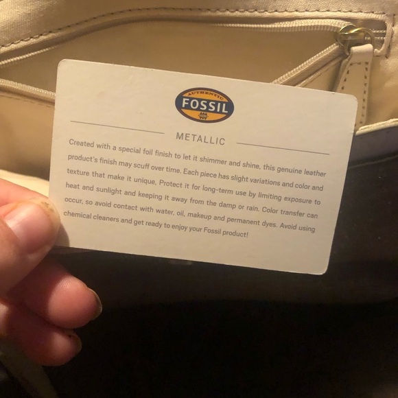 NWOT Fossil Preston Flap Crossbody in Metallic Gold & Cream Summer Travel - Picture 8 of 12